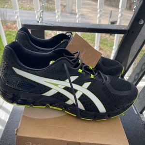 ASICS Men's Gel-Quantum 180 5 Trail Shoes SIZE 12 *Never been worn*